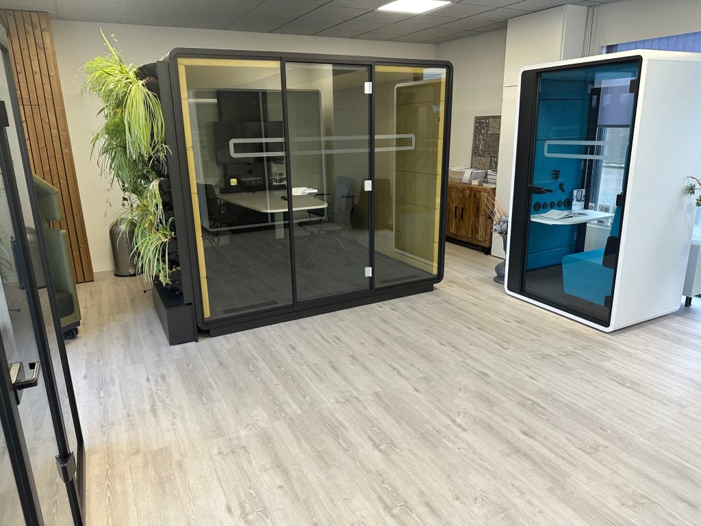 Vergaderunit testen in YOI Showroom